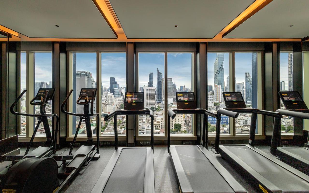 Grande Centre Point Surawong Bangkok Hotel Exterior foto The gym at The Sukhumvit